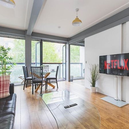 2Bed Stratford Apt With Easy Access To Central London, O2, Excel, Parking Nearby Extérieur photo