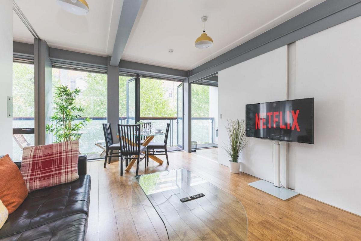 2Bed Stratford Apt With Easy Access To Central London, O2, Excel, Parking Nearby Extérieur photo