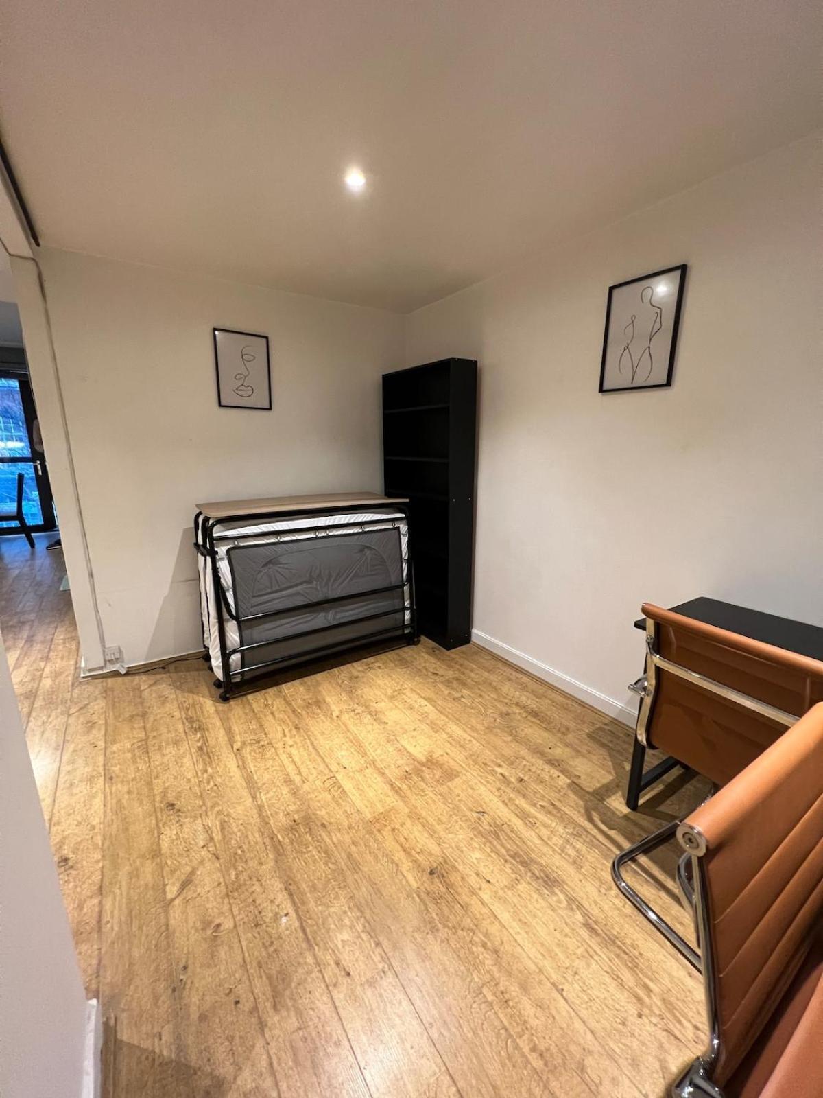 2Bed Stratford Apt With Easy Access To Central London, O2, Excel, Parking Nearby Extérieur photo